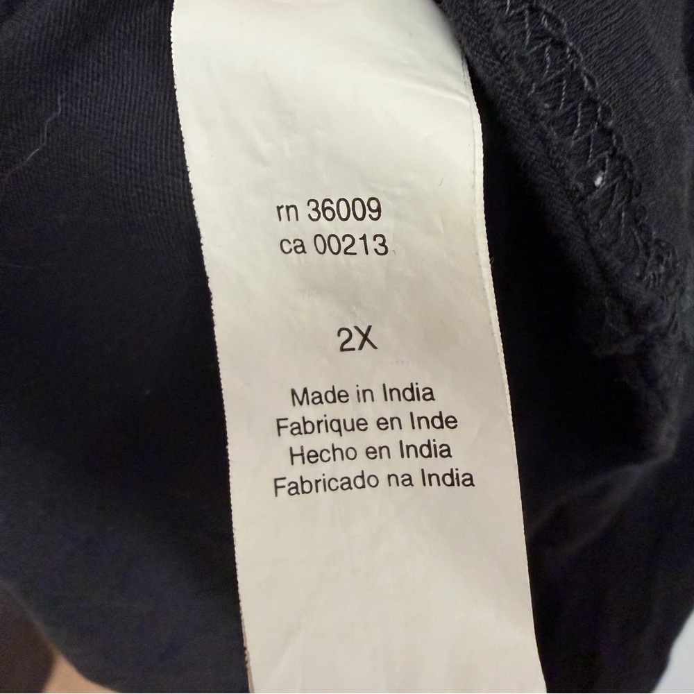 Calvin Klein Jeans Long Sleeve Black Top with White Metallic Silver Flowers 2X - Picture 5 of 9